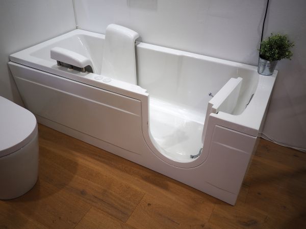 Cost of Walk In Tub Installation in Dade City