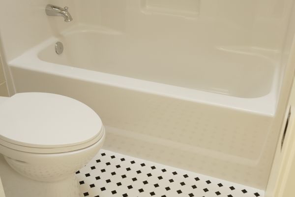 Cost of Fiberglass Tub Replacement in Dade City